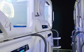 Bangau - Short Term Rest Area Capsule Hotel